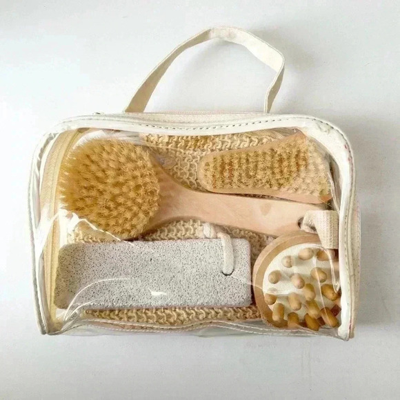 Wood & Winston Massage Bath Loofah Spa Gift Set - Picture 7 of 8